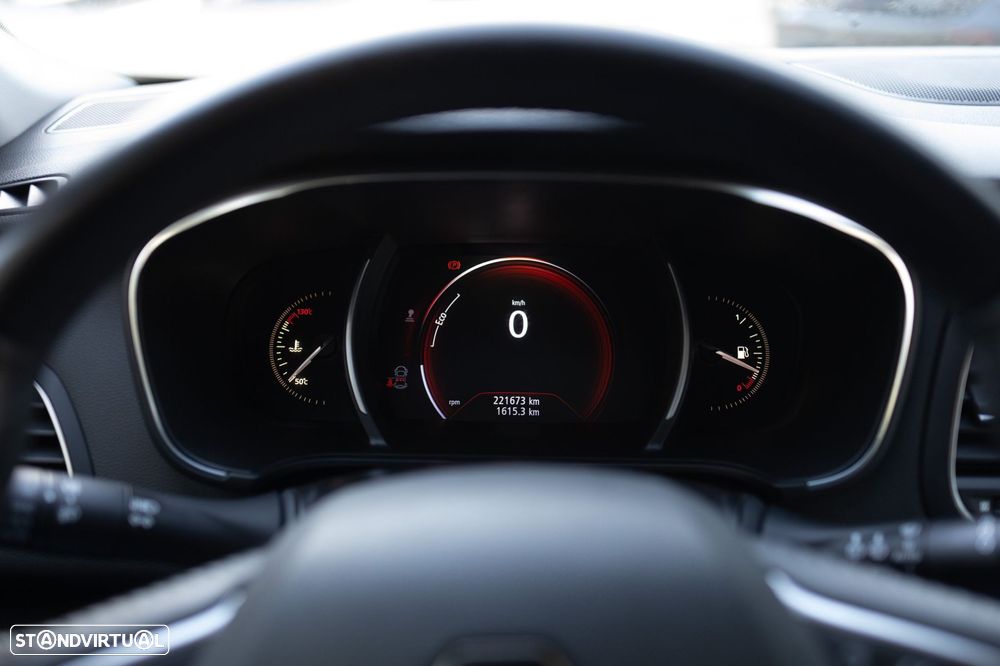 Renault Mégane Sport Tourer 1.5 dCi Comfort SS - 18