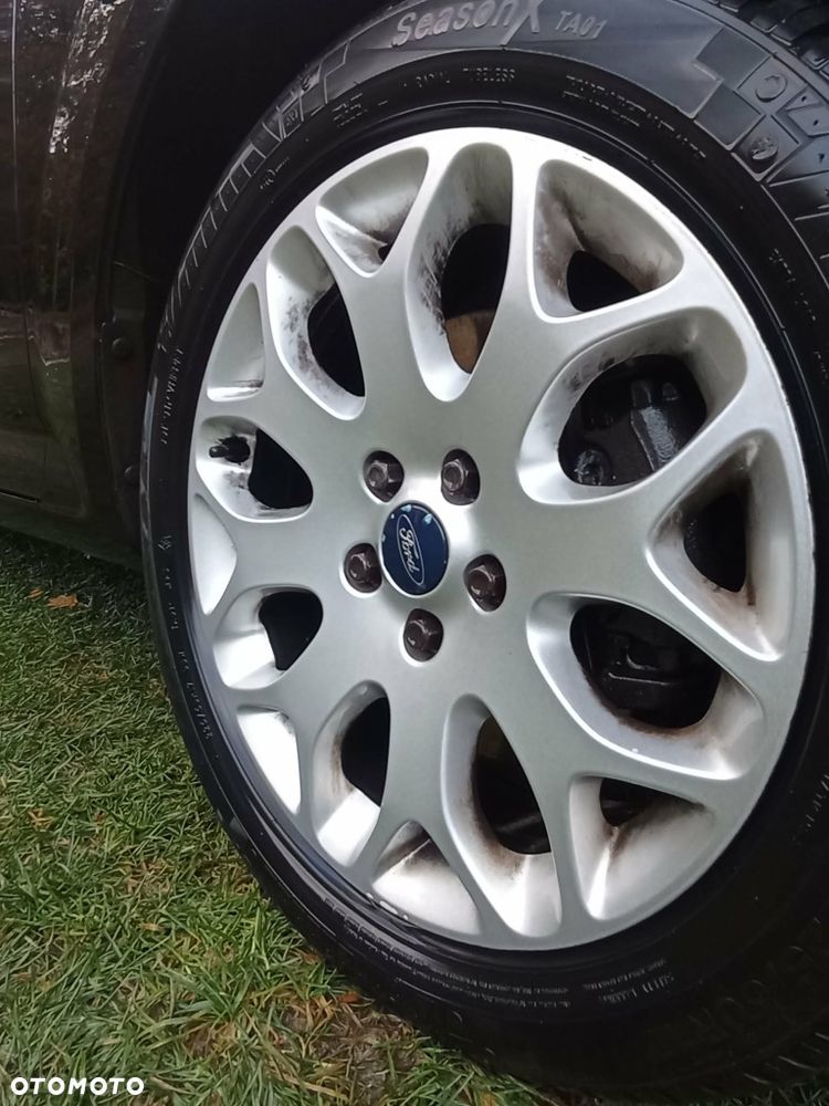 Ford Mondeo - 8