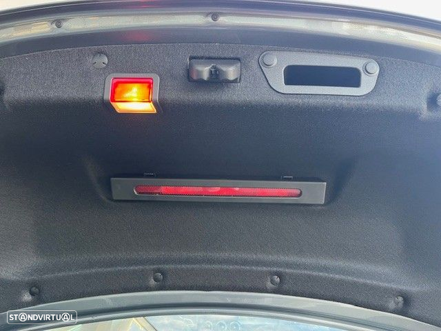 Mercedes-Benz C 200 - 12