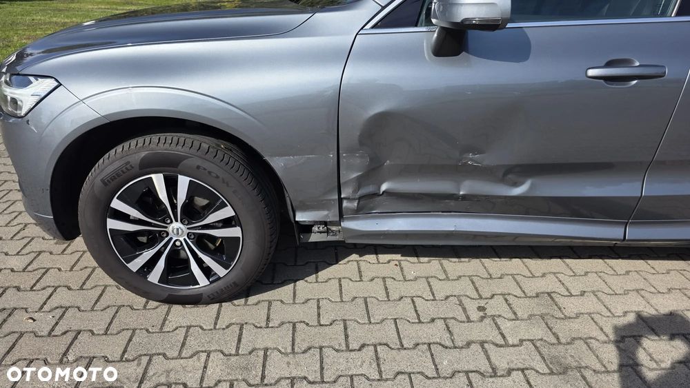 Volvo XC 60 D4 Momentum - 17