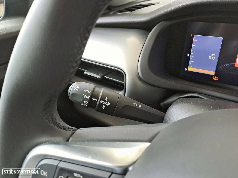 Jeep Avenger 1.2 GSE T3 Summit - 14