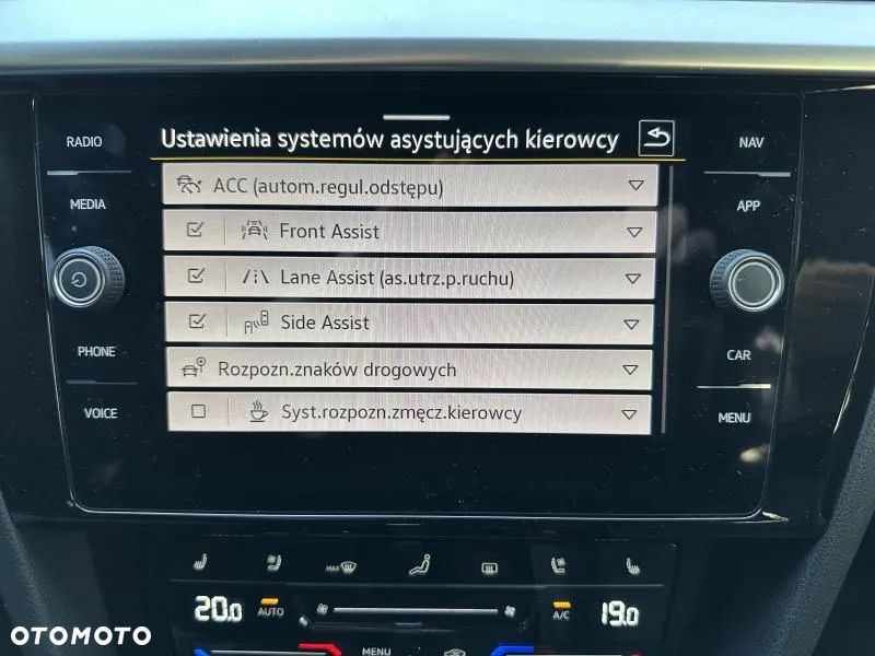 Volkswagen Arteon 2.0 TSI DSG R-Line - 17