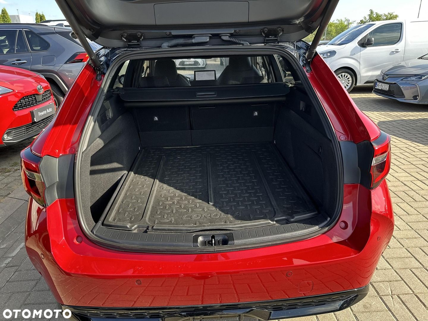 Toyota Corolla 2.0 Hybrid GR Sport Dynamic - 18