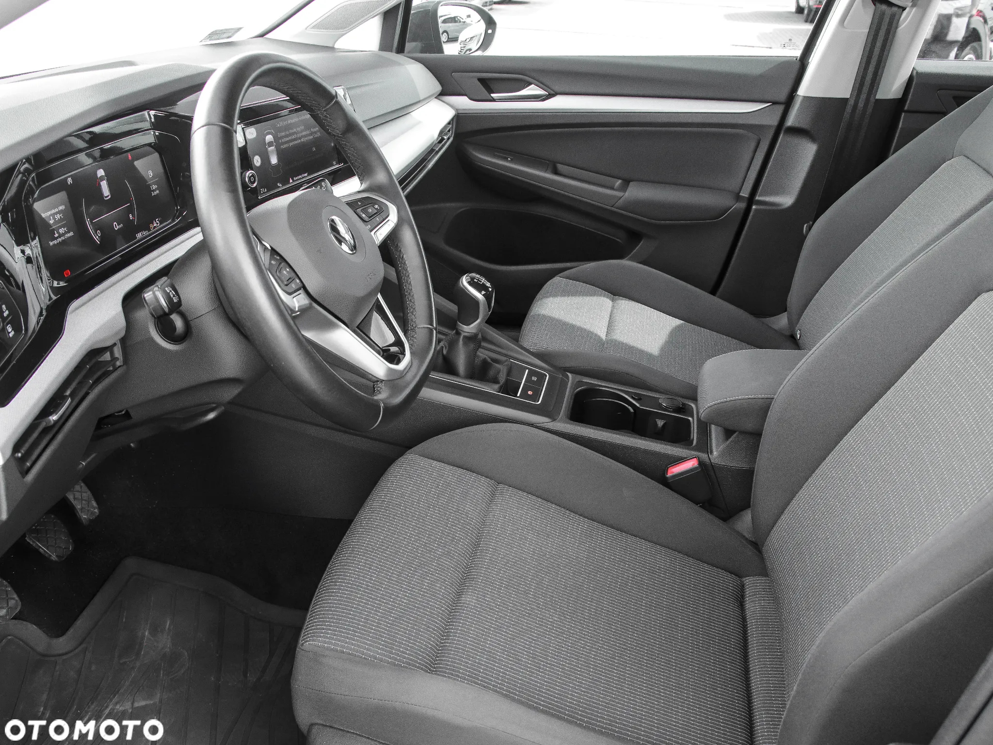 Volkswagen Golf VIII 1.0 TSI - 10