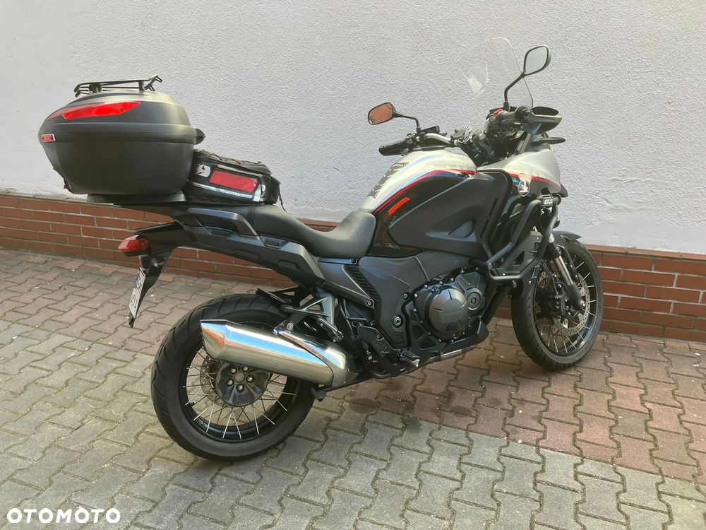 Honda VFR - 5