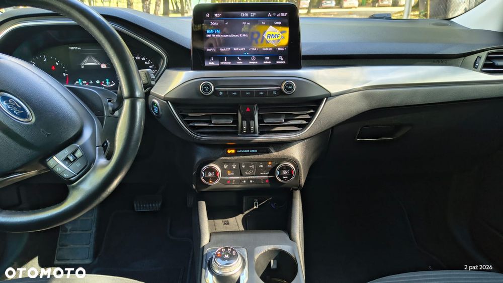 Ford Focus - 25