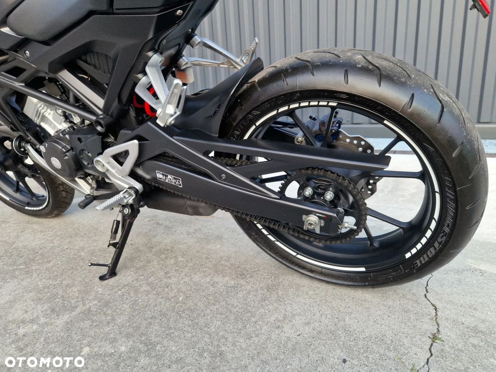 Honda CB - 11