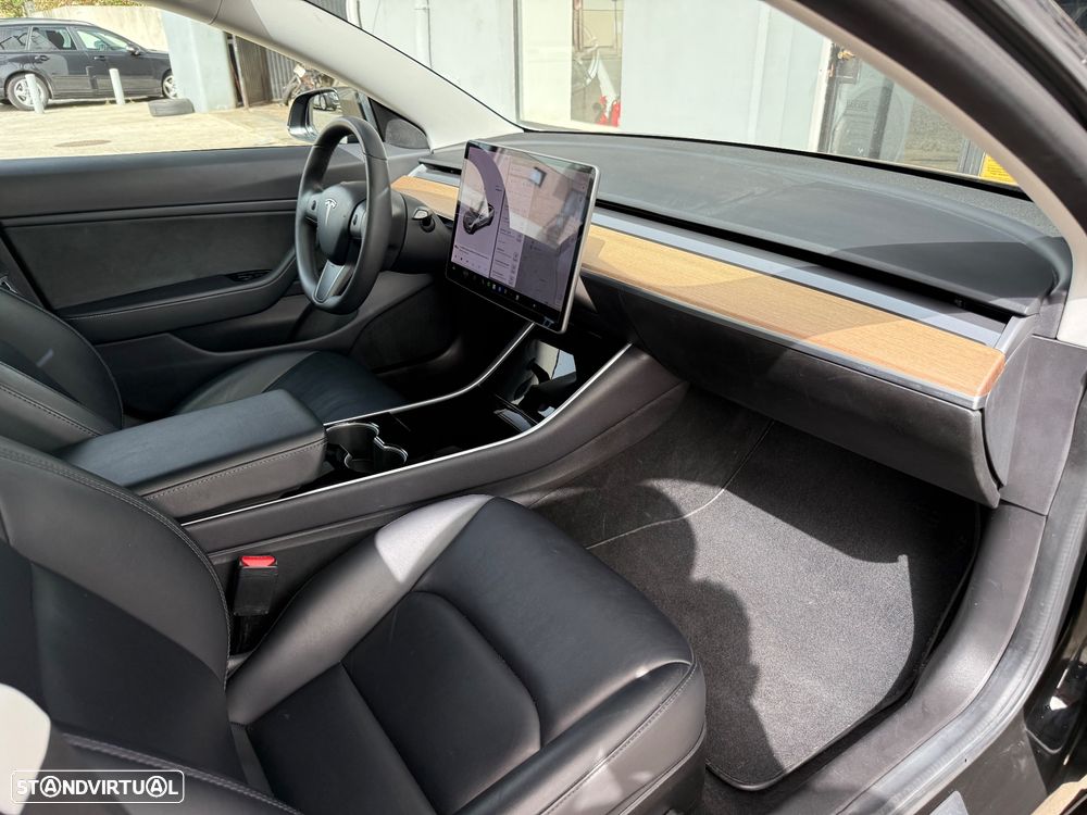 Tesla Model 3 Performance Dual Motor AWD - 17