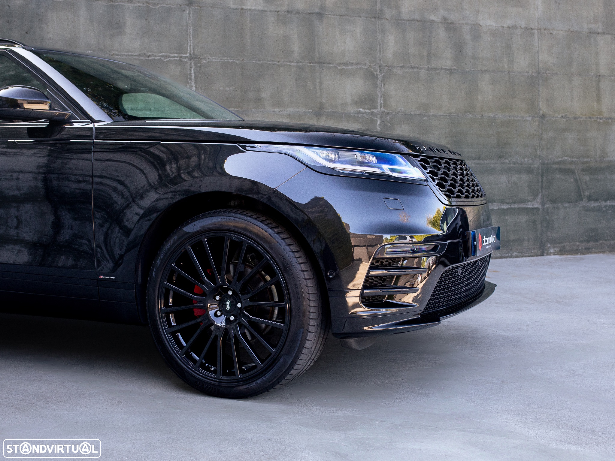 Land Rover Range Rover Velar 2.0 D R-Dynamic HSE - 12
