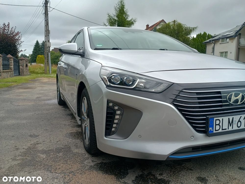 Hyundai IONIQ 1.6 GDI Premium - 9