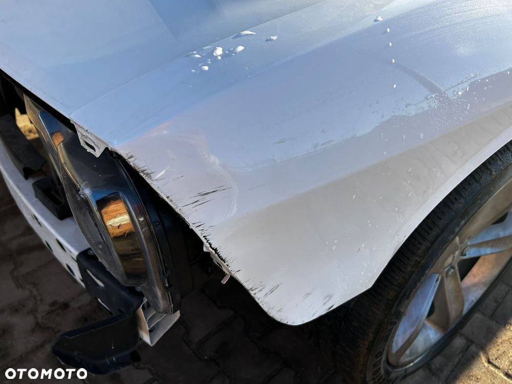 Dodge Challenger - 16