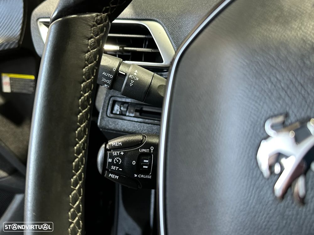 Peugeot 3008 1.5 BlueHDi Active - 22