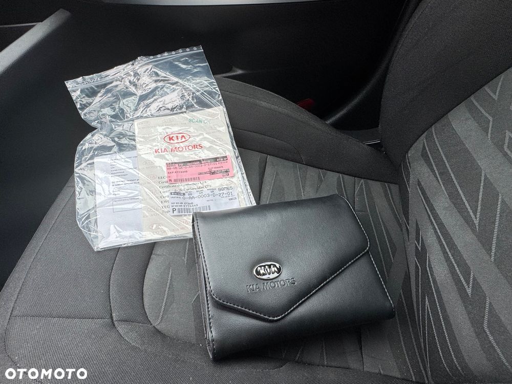 Kia Ceed - 27