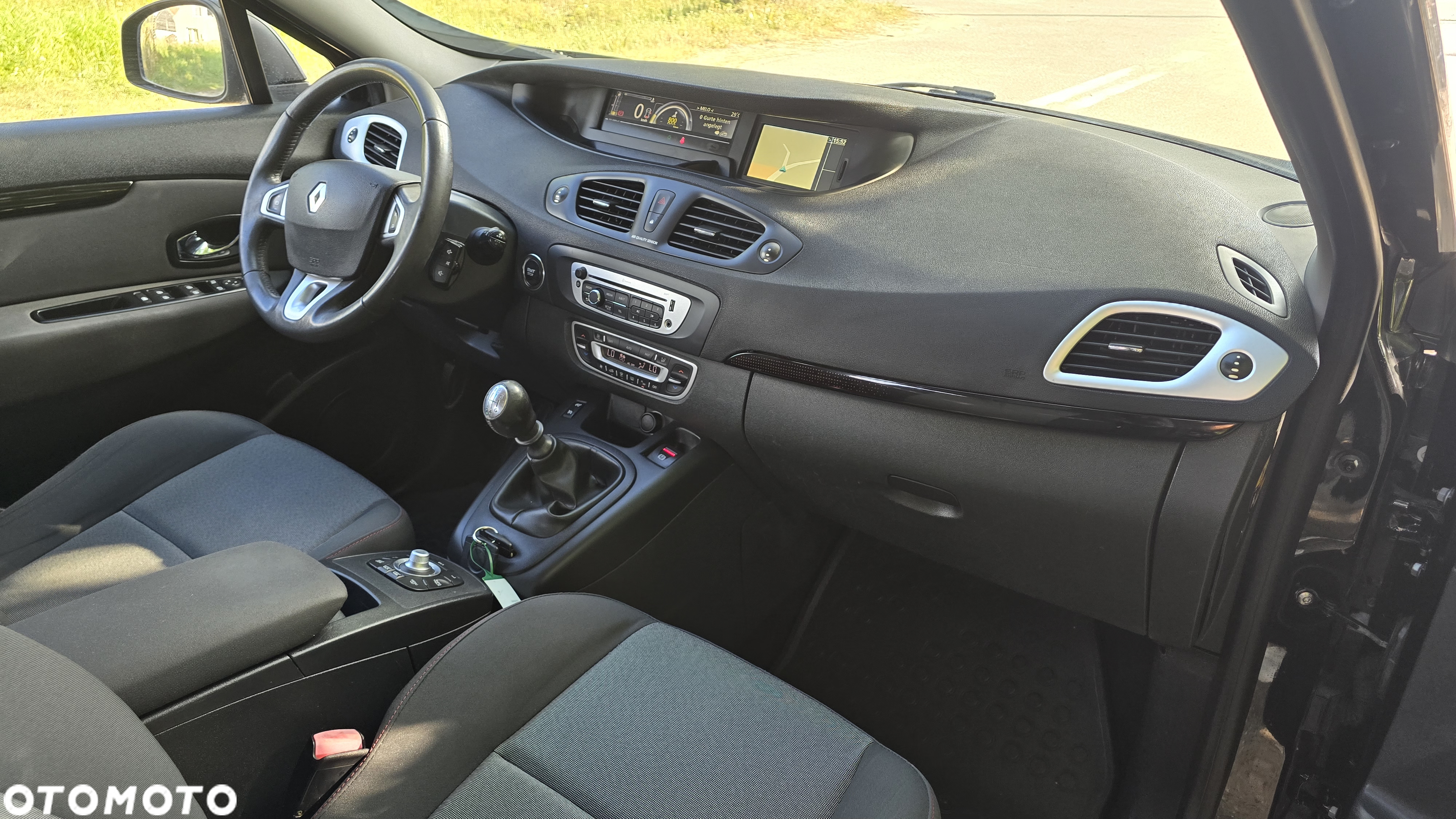 Renault Scenic ENERGY dCi 110 LIMITED - 24