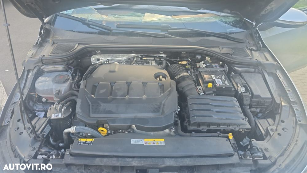 Volkswagen Golf - 9