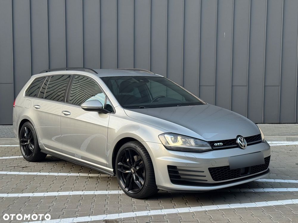 Volkswagen Golf GTD 2.0 TDI SCR DSG - 4