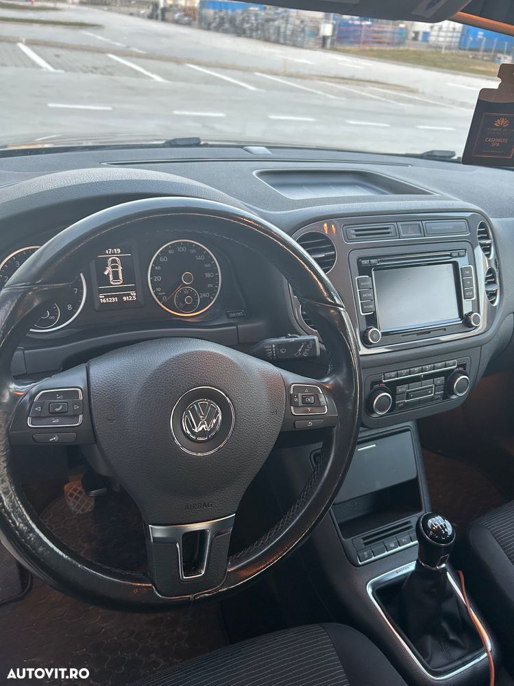 Volkswagen Tiguan - 7