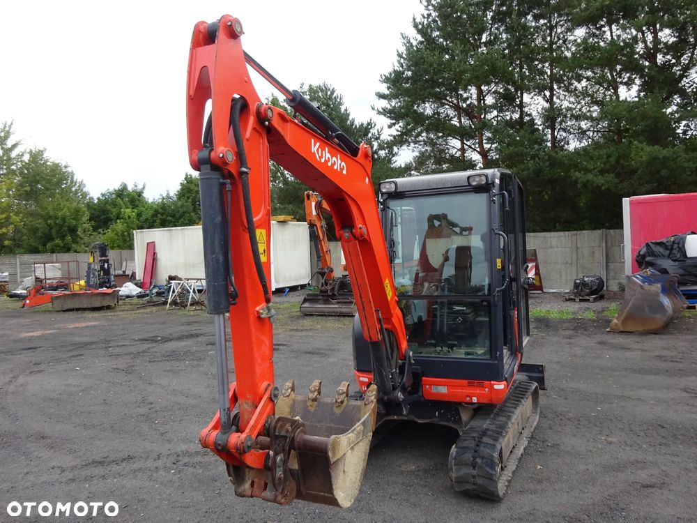 Takeuchi TB175W - 3