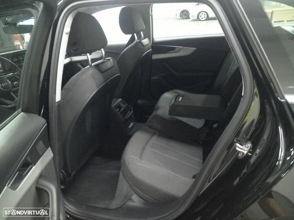 Audi A4 Avant 35 TDI S tronic - 3