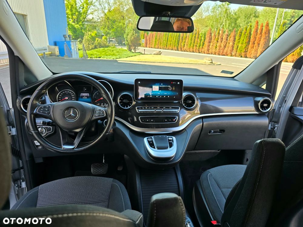 Mercedes-Benz Klasa V 220 d 9G-Tronic - 19