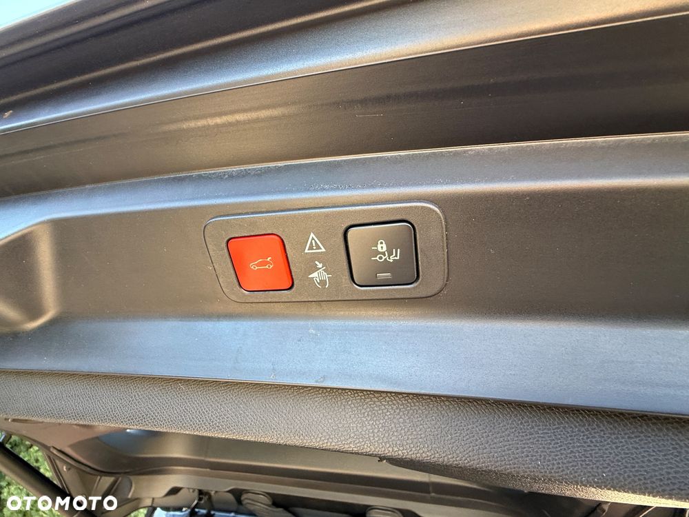 Peugeot 5008 BlueHDi 180 EAT8 GT - 16