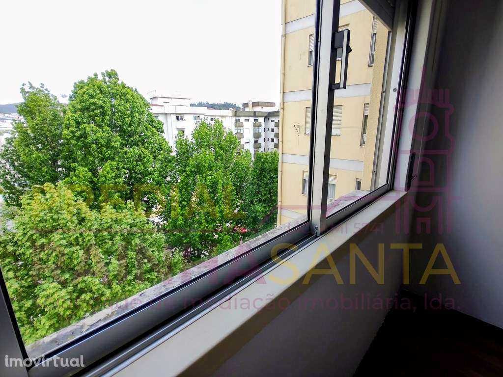 Apartamento T3 mobilado e equipado - Vale da Flores - Coimbra - Grande imagem: 3/16