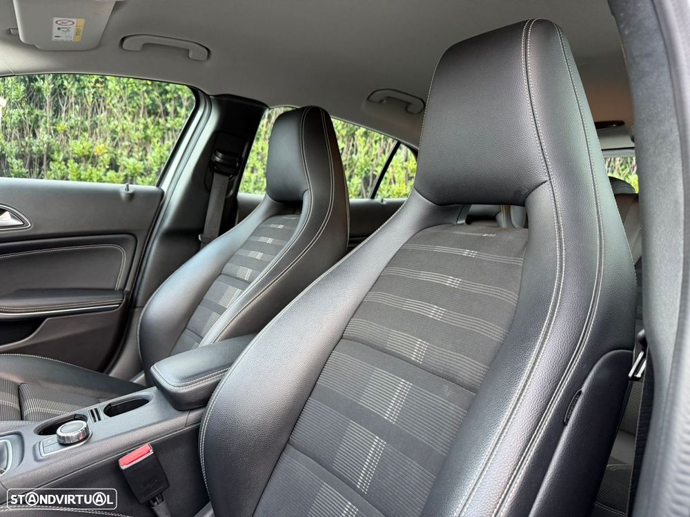 Mercedes-Benz GLA 180 CDI Urban - 32