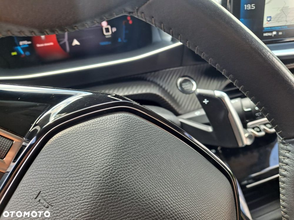 Peugeot 2008 PureTech 130 EAT8 Allure - 13