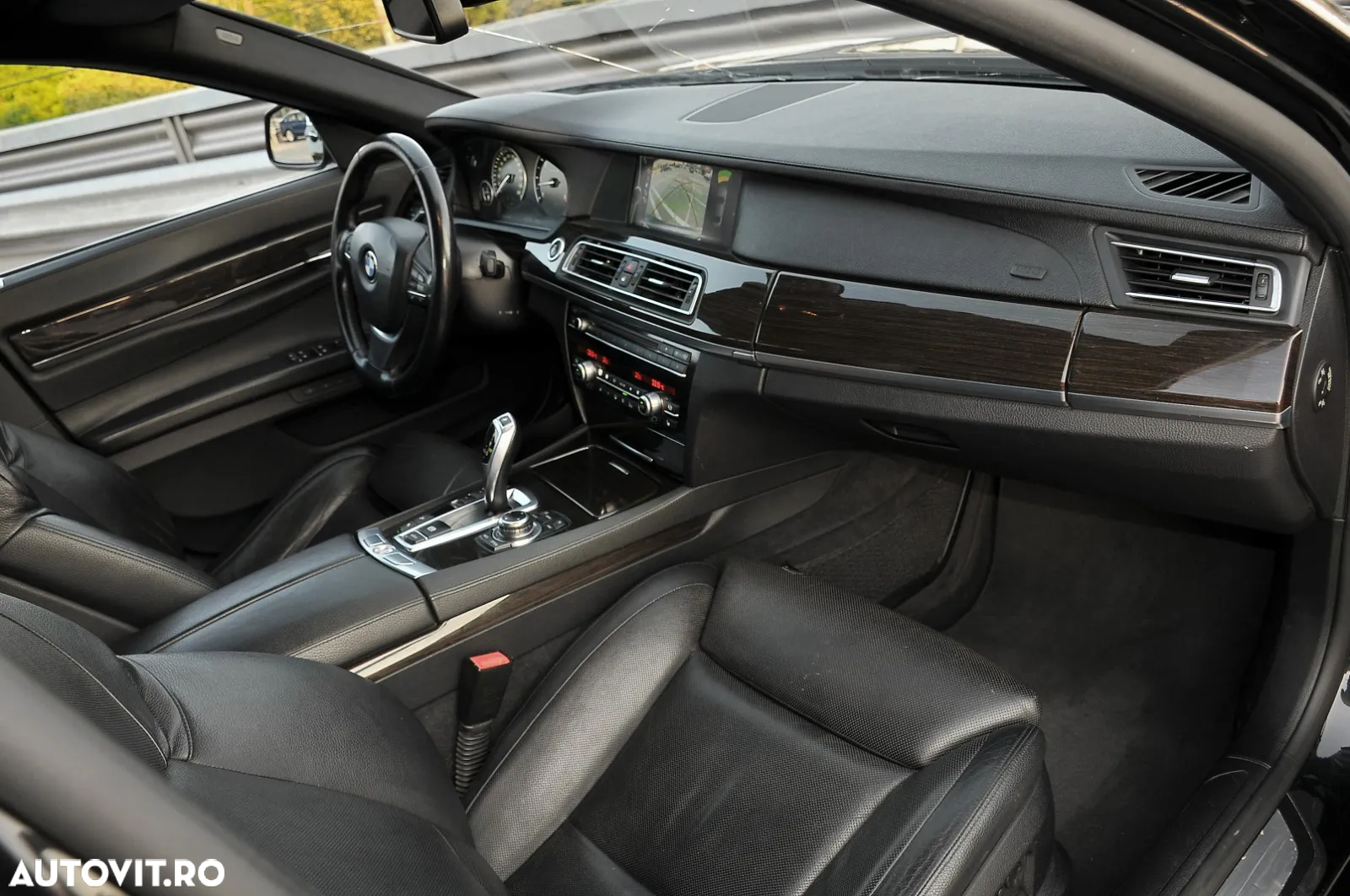 BMW Seria 7 740d xDrive Aut. - 12