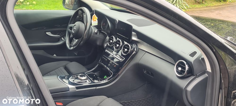 Mercedes-Benz Klasa C 220 d 4MATIC 9G-TRONIC - 11