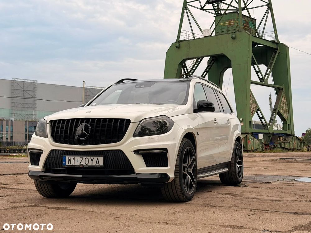 Mercedes-Benz GL 63 AMG - 18