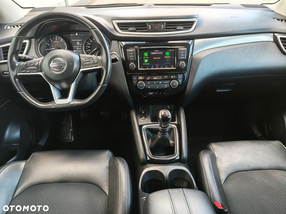 Nissan Qashqai 1.3 DIG-T Tekna EU6d - 9