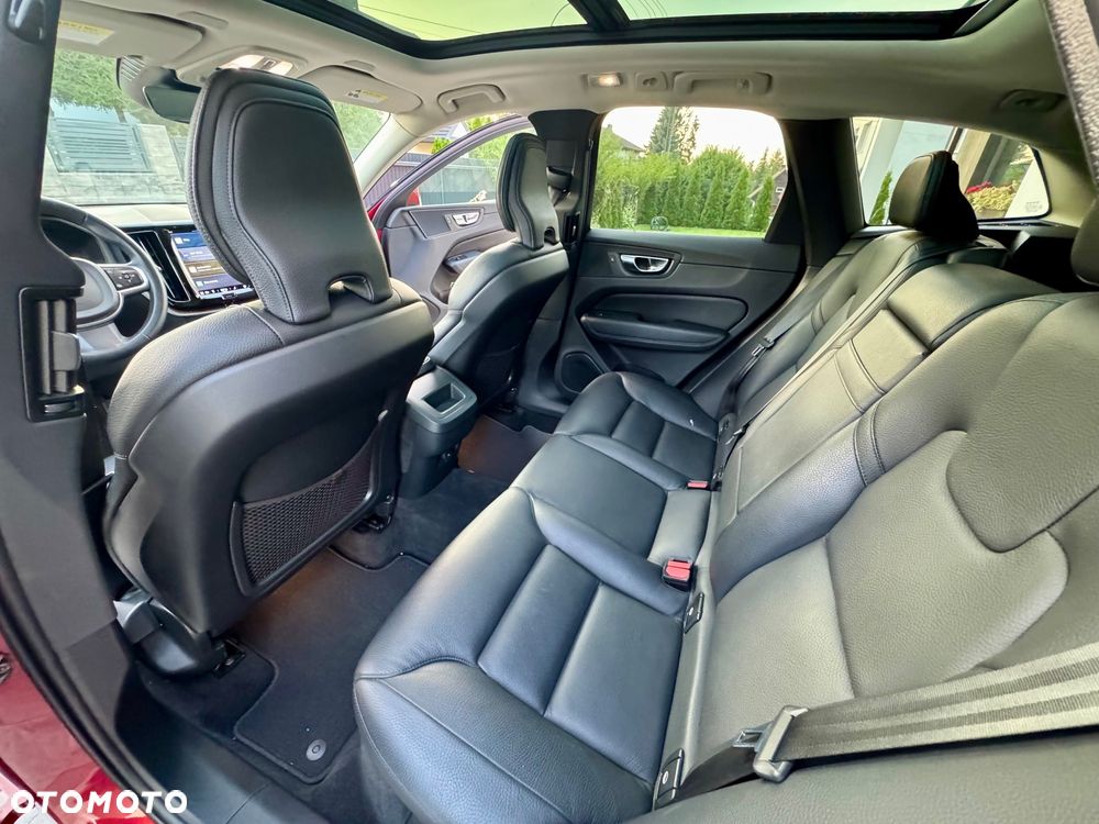 Volvo XC 60 B5 B Geartronic Momentum Pro - 25