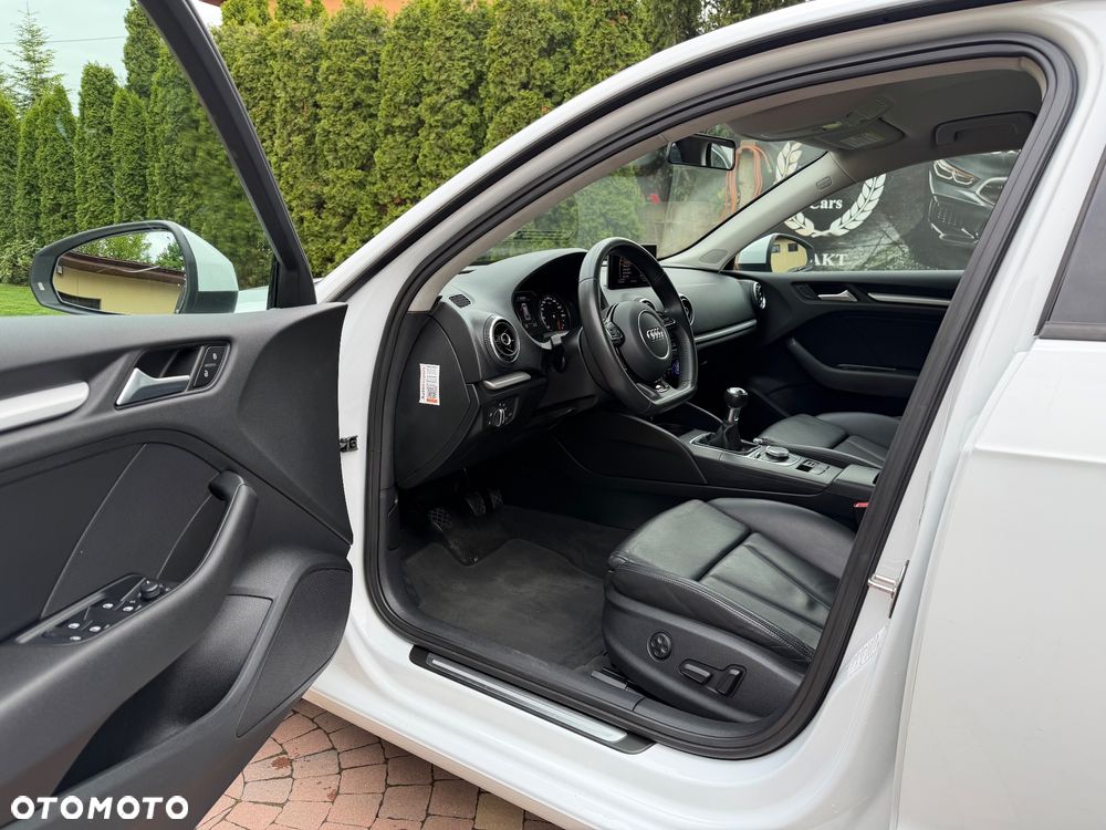 Audi A3 Sportback 2.0 TDI sport - 22