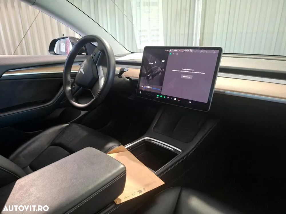 Tesla Model 3 Langstreckenbatterie Allradantrieb Dual Motor - 7