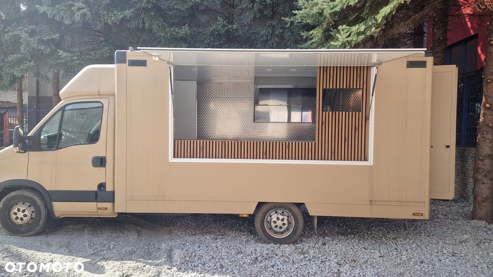Iveco Food Truck Sklep Bar Specjalny - 2