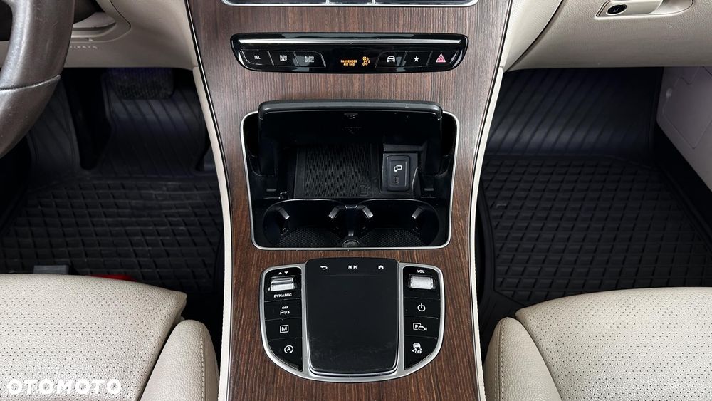 Mercedes-Benz GLC 220 d 4-Matic - 22