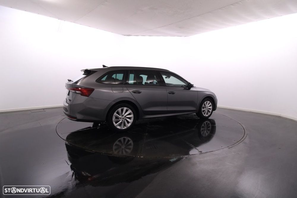Skoda Octavia Break 2.0 TDI Ambition - 8
