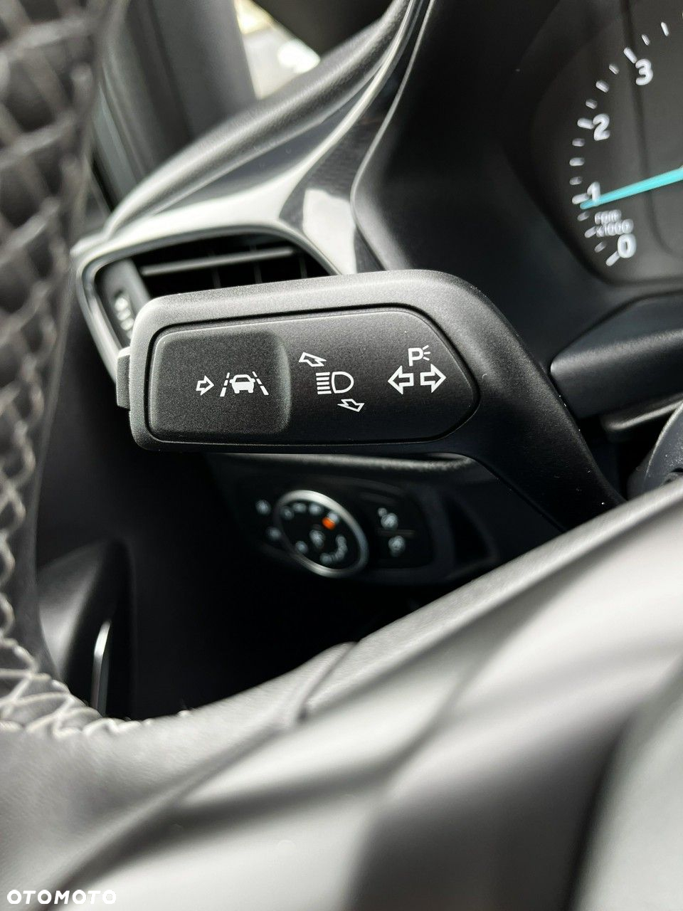 Ford Fiesta 1.0 EcoBoost S&S ACTIVE PLUS - 22