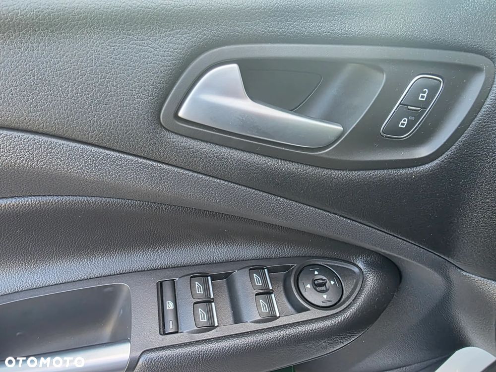 Ford Kuga 1.5 EcoBoost 2x4 Business Edition - 12