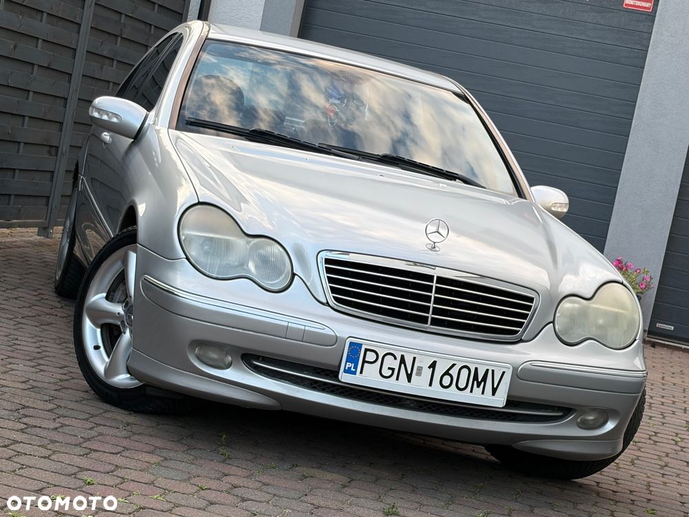 Mercedes-Benz Klasa C 180 Kompressor Avantgarde - 9