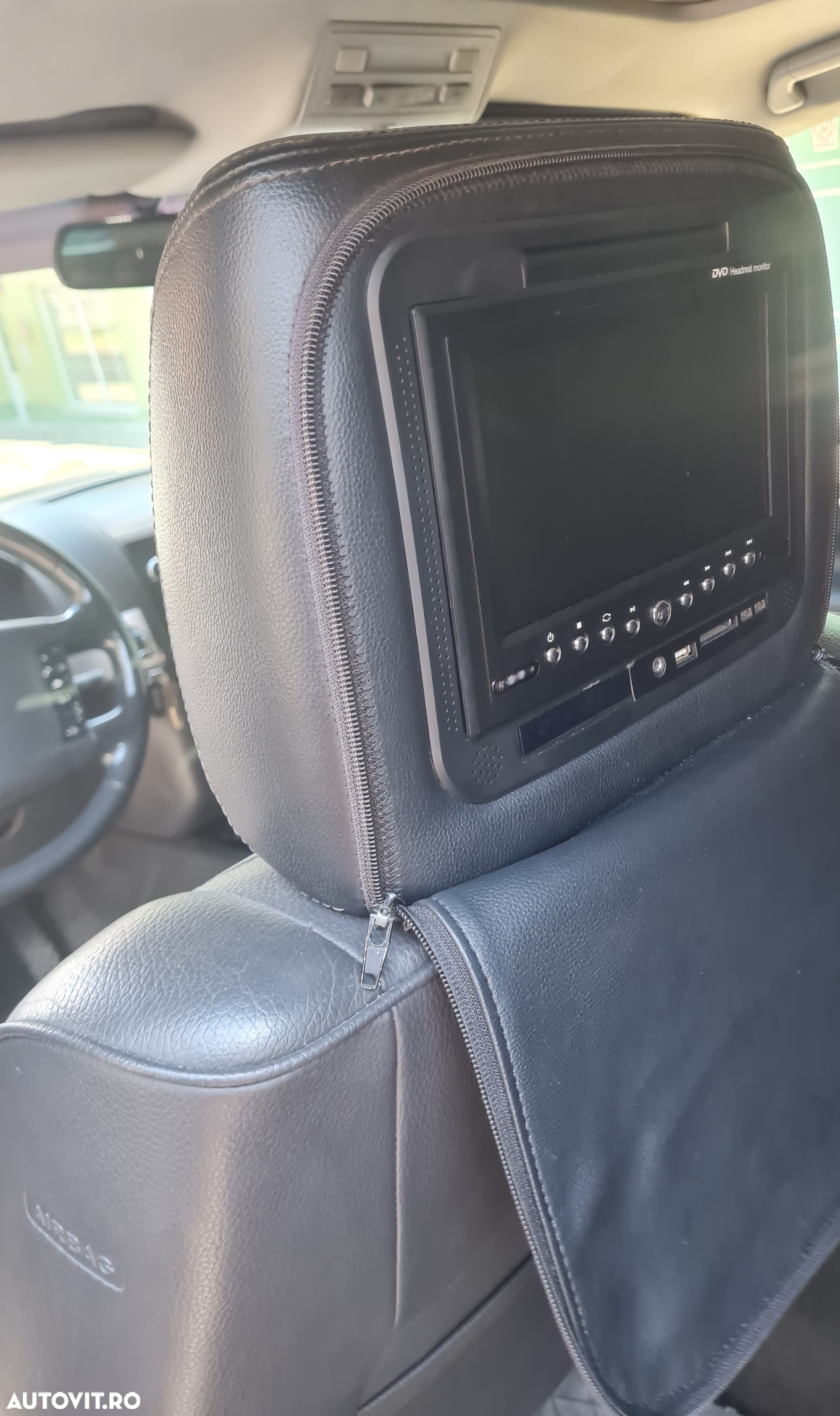 Volkswagen Touareg - 7