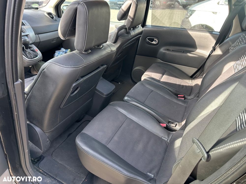 Renault Grand Scenic - 14