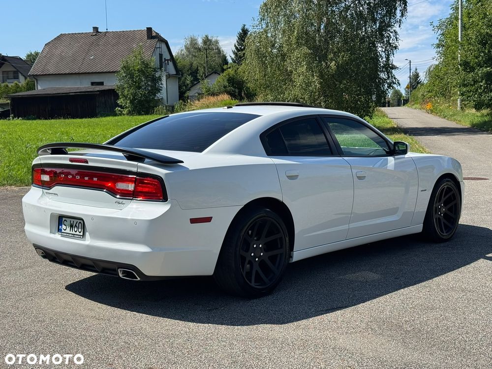 Dodge Charger - 10
