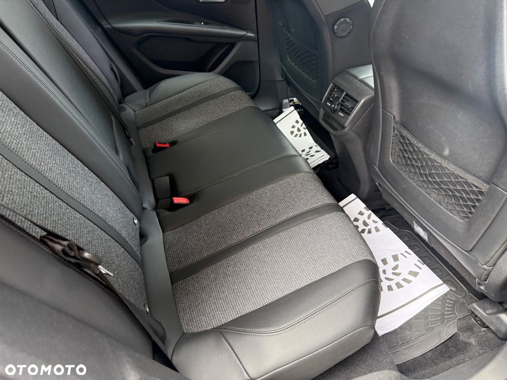 Peugeot 3008 BlueHDi 130 Stop & Start EAT8 Allure Pack - 16