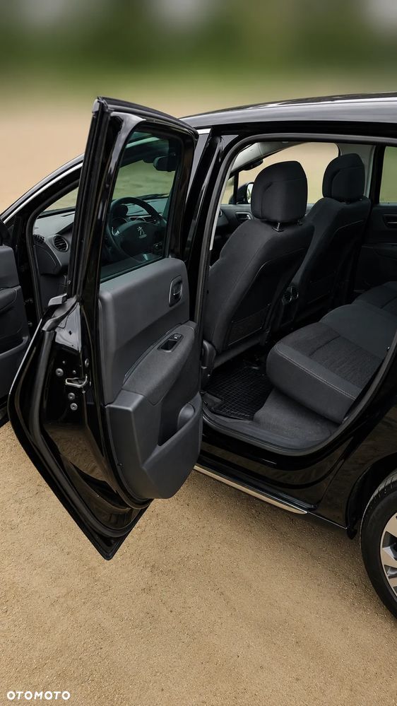 Peugeot 3008 1.6 HDi Style - 8