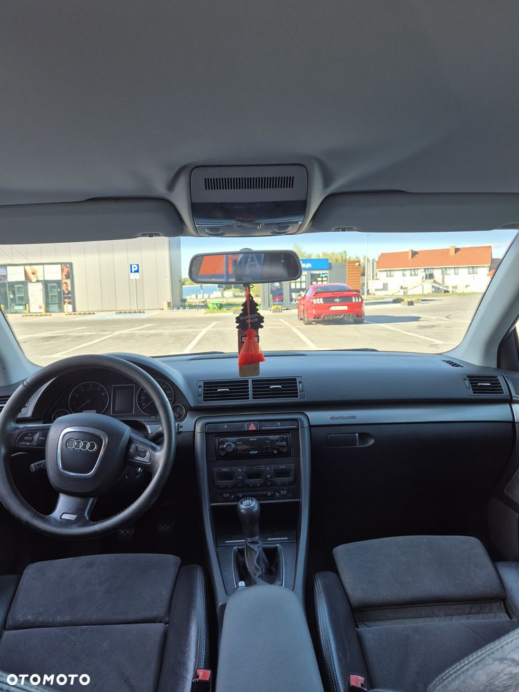 Audi A4 Avant - 8