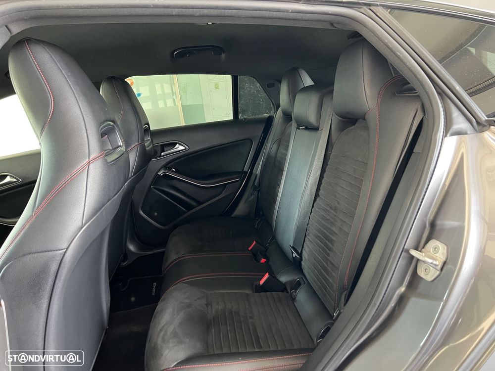 Mercedes-Benz CLA 200 d Shooting Brake AMG Line Aut. - 12