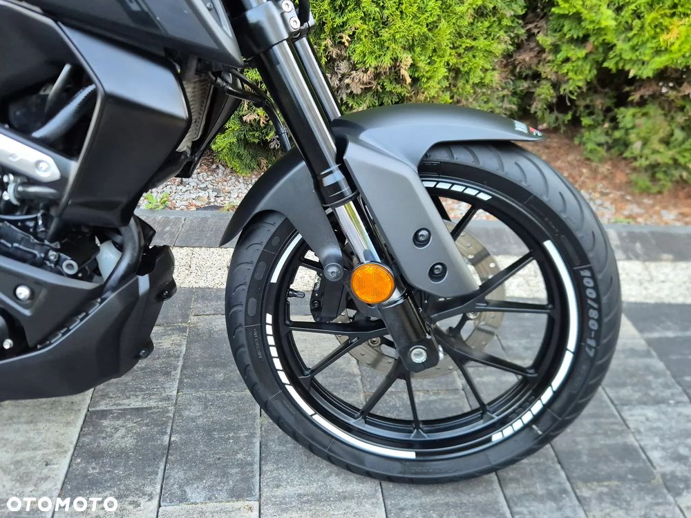 Yamaha MT - 10