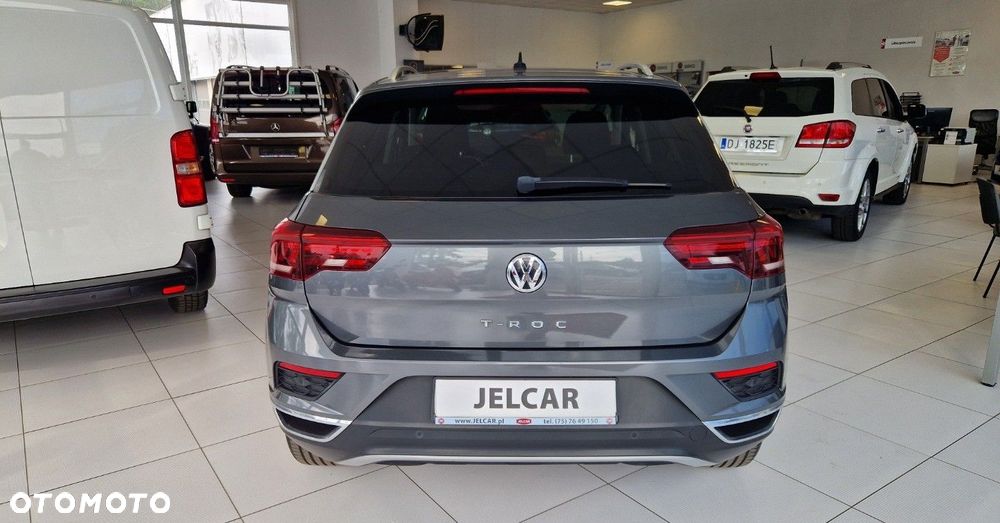 Volkswagen T-Roc - 10